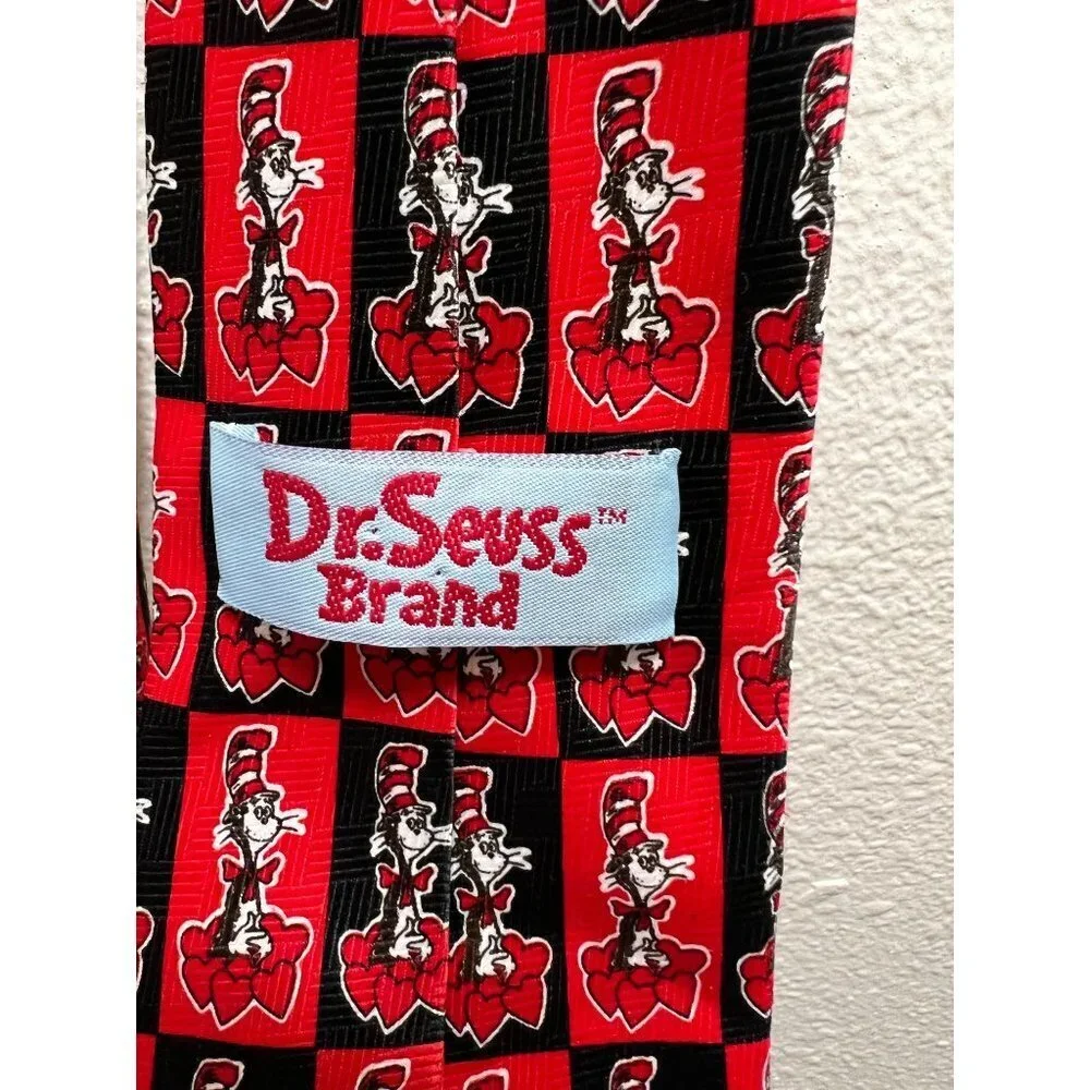Dr Seuss Tie with hearts